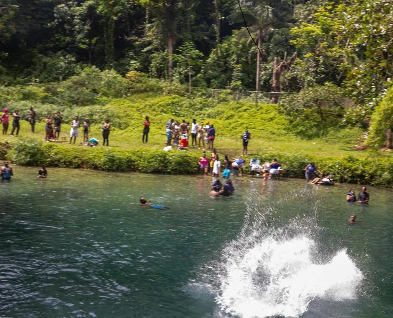 Ninth River Ocho Rios Apartmanhotel
